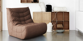 Кресло в интерьере гостиной-13, Мягкое и стильное кресло Смайл